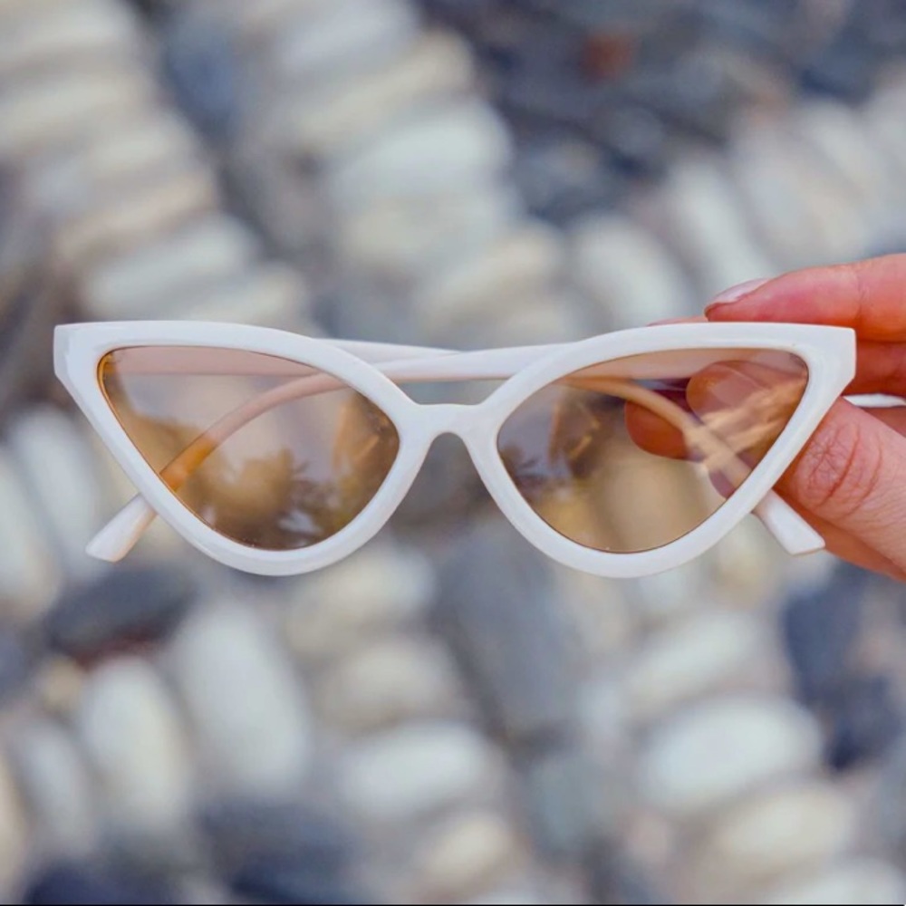 Darling cat eye glasses